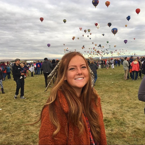 Meet your Posher, Michala - Picture 4 of 7